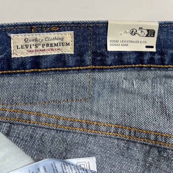 Levi’s 501 Selvedge Jeans Men's 34x32 Blue Premium Original NWT - Picture 14 of 16